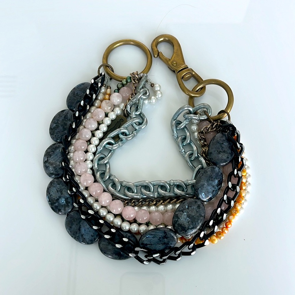 Statement Piece! Multi Stone Brushed Gold Necklace - image 4